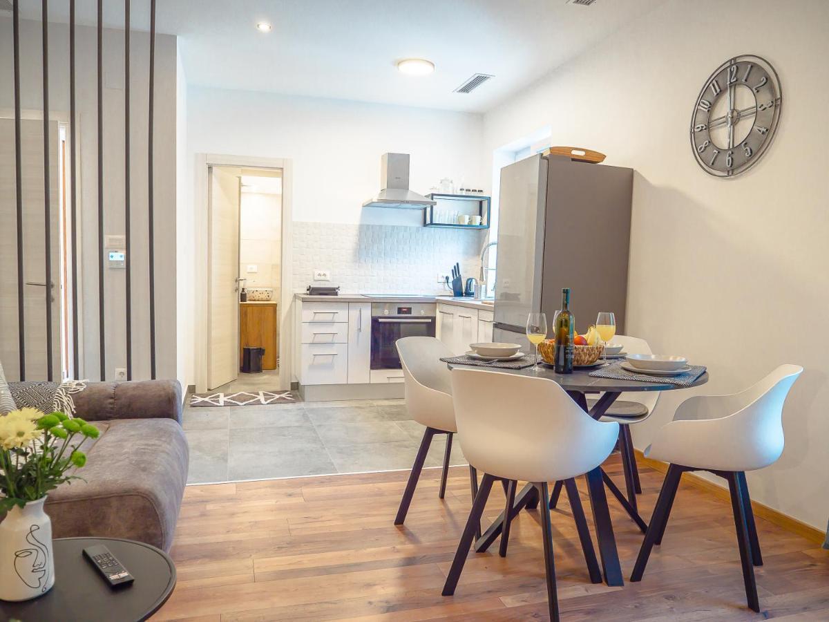 Apartmani Dora & Luka Fiume Kültér fotó
