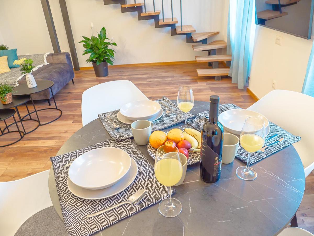 Apartmani Dora & Luka Fiume Kültér fotó